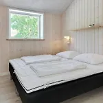 Tahvo - 3-3km From The Sea By Interhome